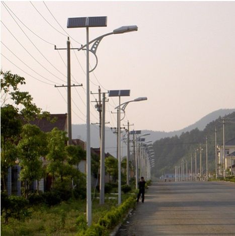 solar street light