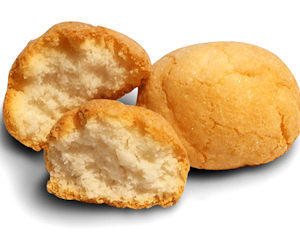 Soft Italian Amaretti Cake Biscuits