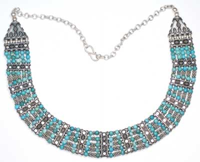BN-20 beaded necklace