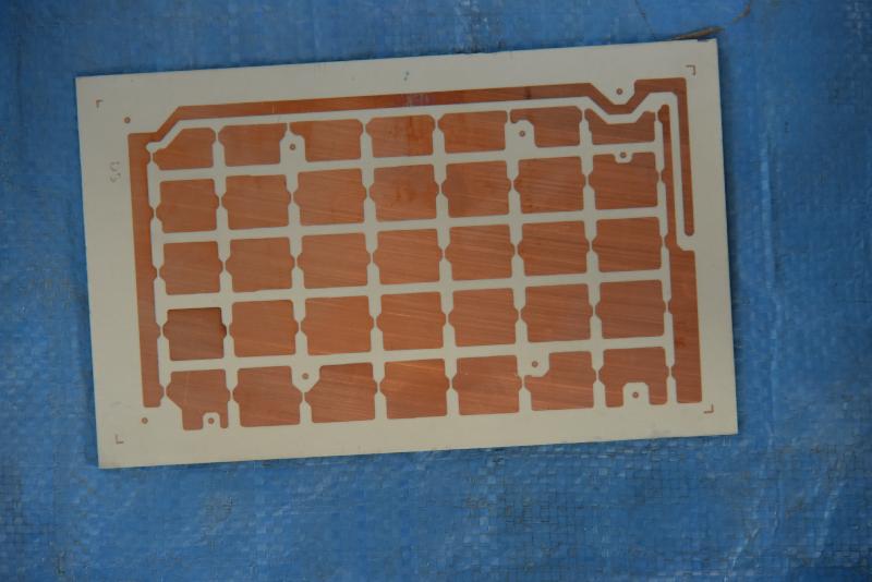 Metal clad printed circuit board