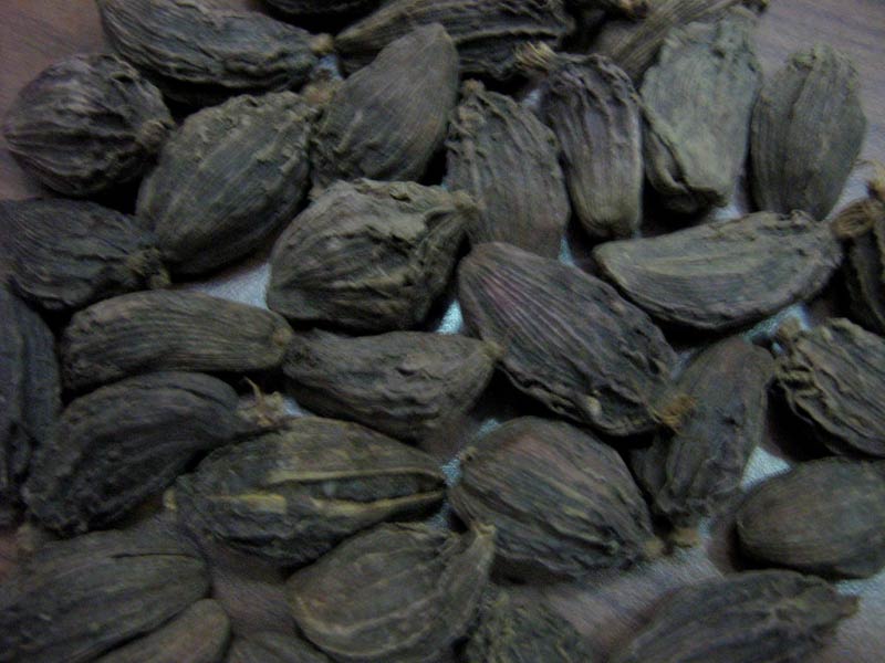 Black Cardamom Pods