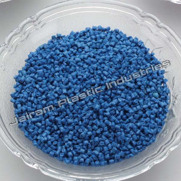 reprocessed plastic granules