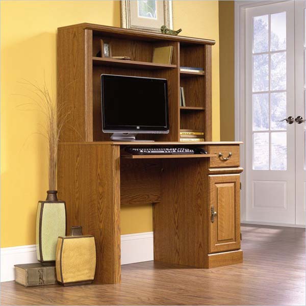 Wooden Computer Table