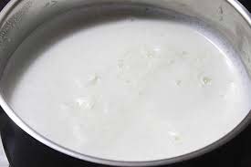 Fresh Milk Cream, for Bakery, Restaurant, Home, Feature : Good For Health, Good In Taste