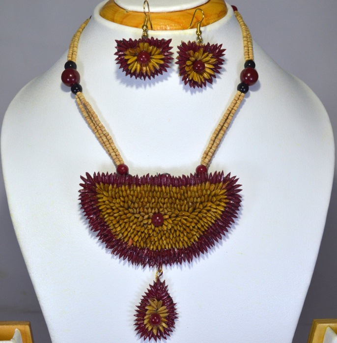 Handmade Paddy Fashion Necklace Set