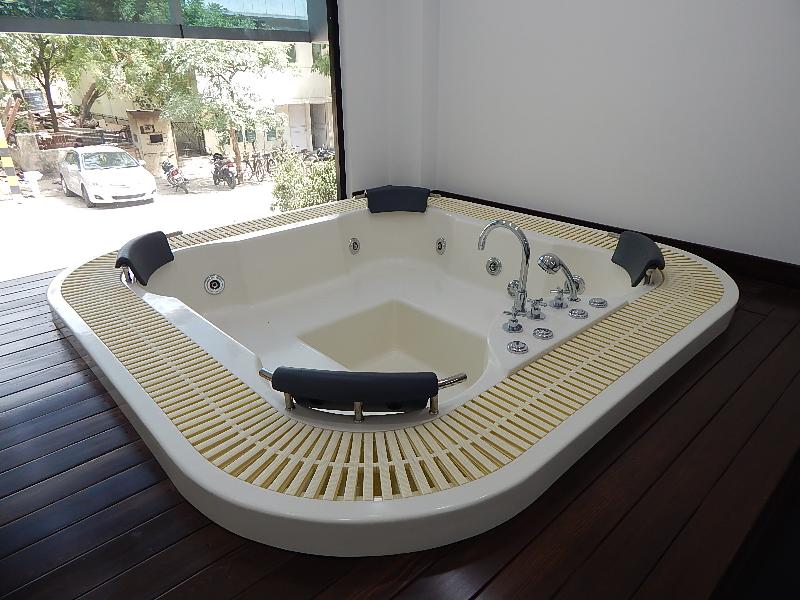 spa bath tubs