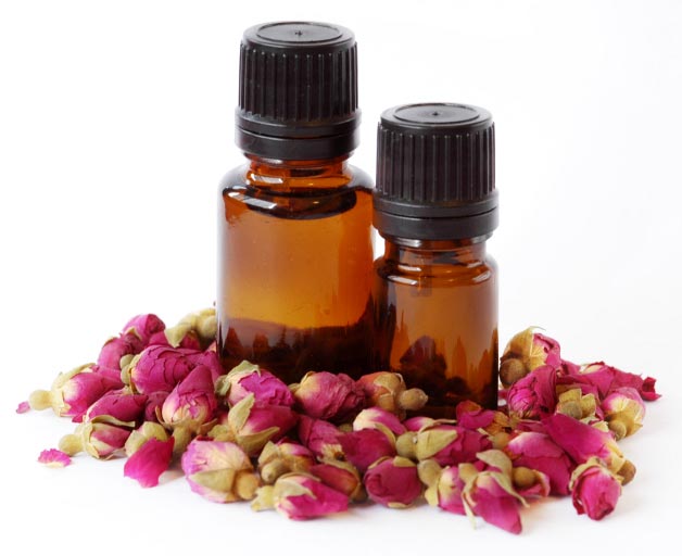 Common rose oil, for Cosmetics, Medicals Use, Form : Liquid