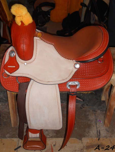 Western saddle 4