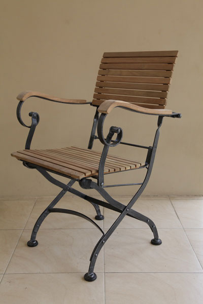 Fiji Folding Arm Chair