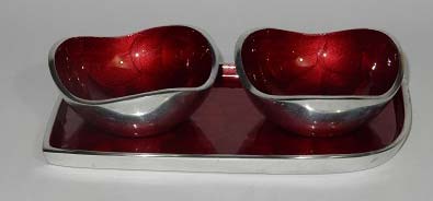 Aluminum Fruit Bowl with Tray