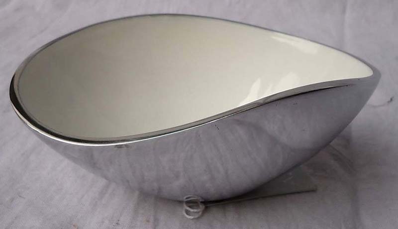Aluminum Oval Enamel Bowl