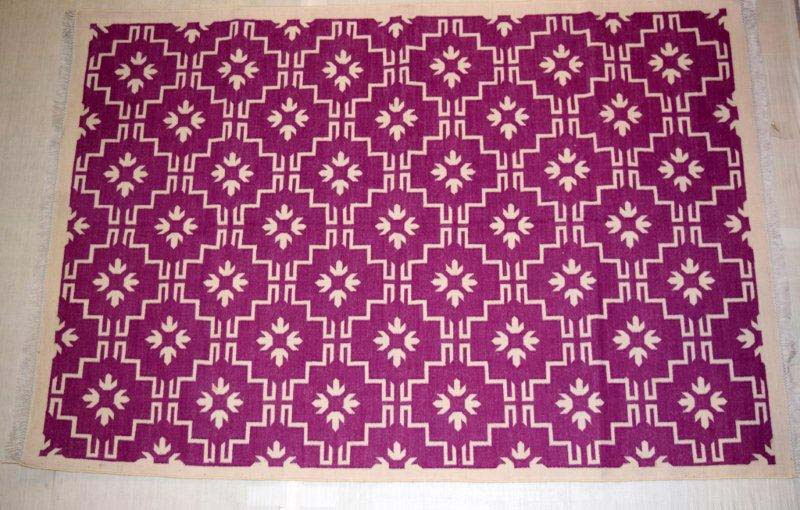 Arihant19 Cotton Durries, for Home, Hotel, Marriage, Parties, Size : 40x30inch, 40x40Inch, 45x35inch