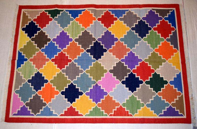 Arihant23 Cotton Durries, for Home, Hotel, Marriage, Parties, Size : 40x30inch, 40x40Inch, 45x35inch