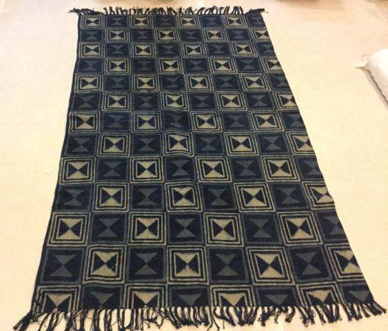 Attractive Pattern Block Print Cotton Rug, for Homes, Offices, Size : 4x6 Feet