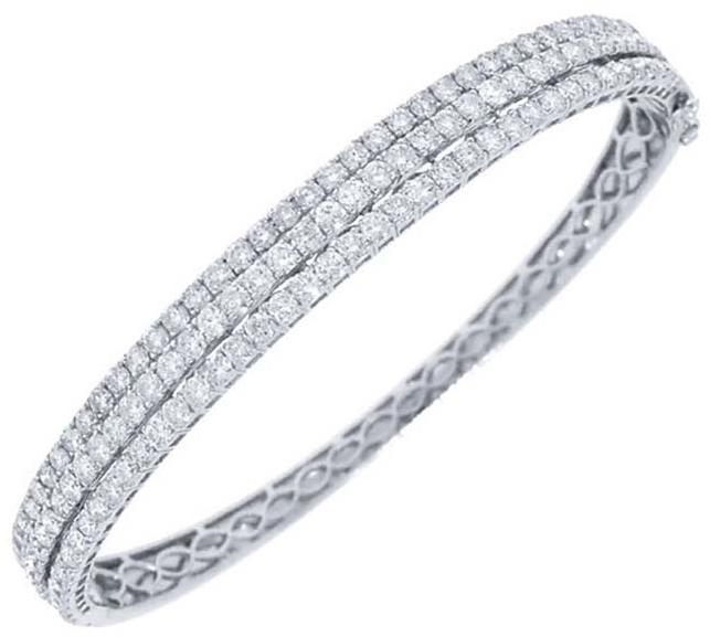 Diamond White Gold Bangle (CWDWGB243)