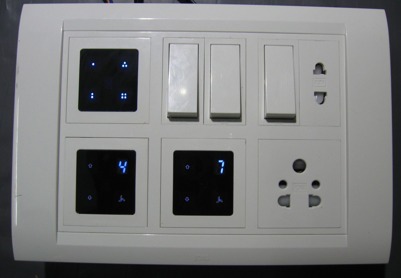 Square Switch Board for 4 Lights + 2 Fans with Remote - Touch Swi