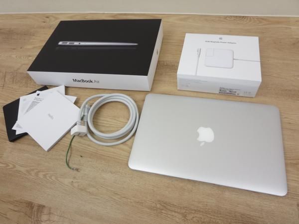 Apple Macbook Air I5 11.6