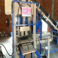 Fully Automatic Brick & Block Making Machine