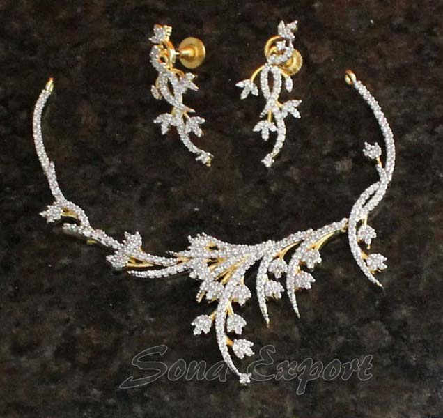 Sleak and Stylish Cz Necklace Set