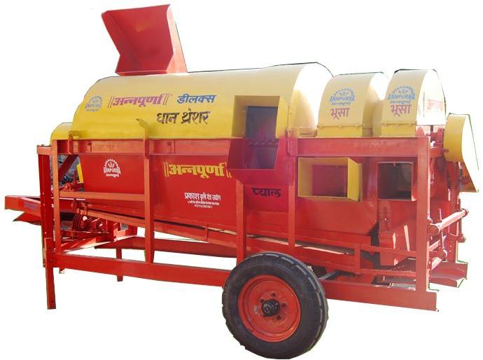 Hydraulic Automatic Tractor Mounted Paddy Thresher, for Agricultural, Threshing Capacity : 500-1000kg