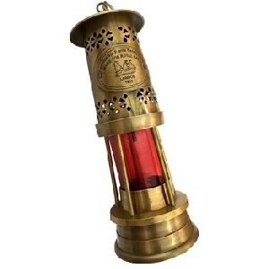 Brass Nautical Ship Lantern Oil Lamp