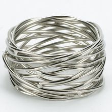 Twisted wire napkin ring