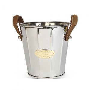 fancy handle  bucket