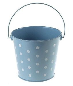 Metal Bucket With Handle