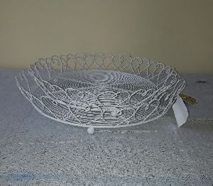 metal heart shape small basket