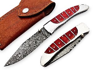 Folding 4 Custom Made Damascus Steel Hunting Folding Pocket Knife