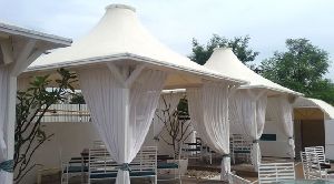 RETRACTABLE TENSILE STRUCTURE