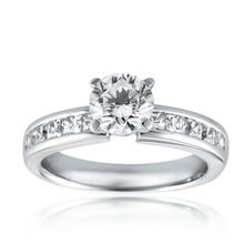 NATURAL DIAMOND WEDDING Ring