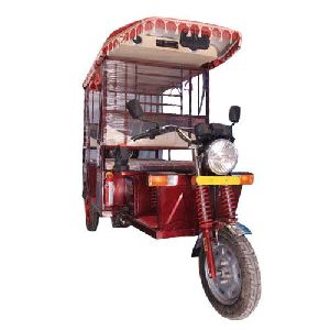 Super Deluxe Battery Operated Rickshaw