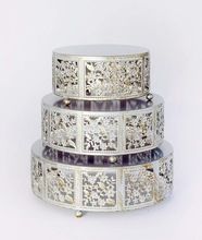 METAL WEDDING CAKE STAND