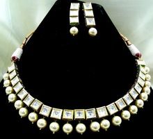 Sleek Kundan String Necklace