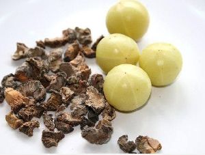 dry amla