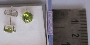 Ear Ring With Peridot