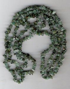 Emerald chip beads 36' '