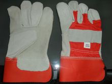 Red Zen Cuff Gloves