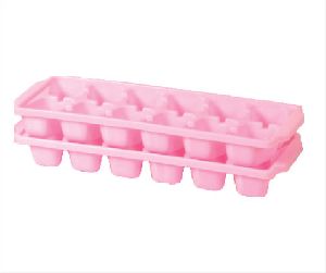 plastic ice trays