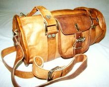 Leather Travel Bag With Front Pocket