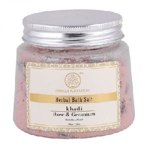 Rose & Geranium With Rose Petals Bath Salt