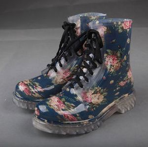 PVC rain boots safety rain shoes