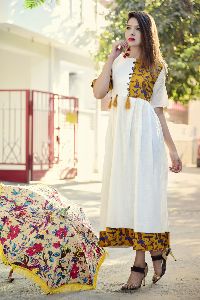 Exclusive desginer white color cotton Fabric kurti dress for women