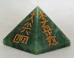 Natural Green Aventurine Reiki Stone Pyramid