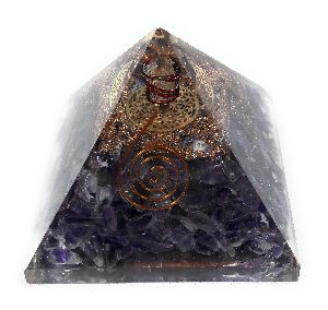 Amythyst orgon pyramid