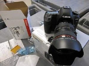 New canon camera 5d mark iii in box