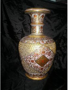 Malvia Vase Gold With Square Jali