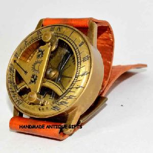 Antique Vintage Style Compass