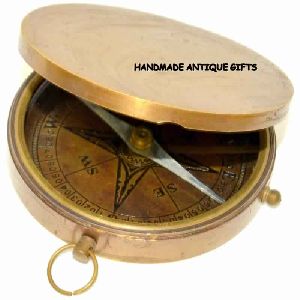 Vintage Flat Compass